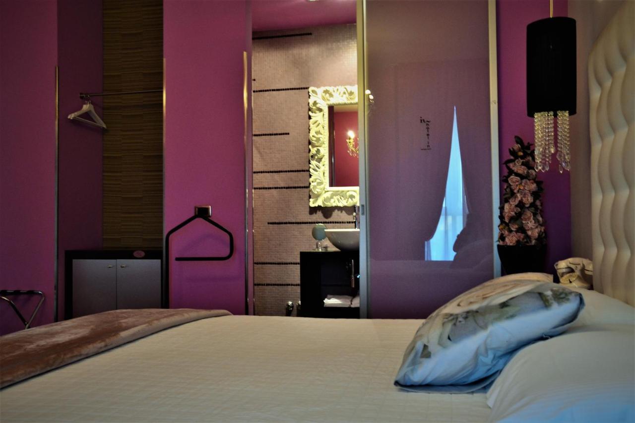 Hotel In - Lounge Room Cazzago  Екстер'єр фото