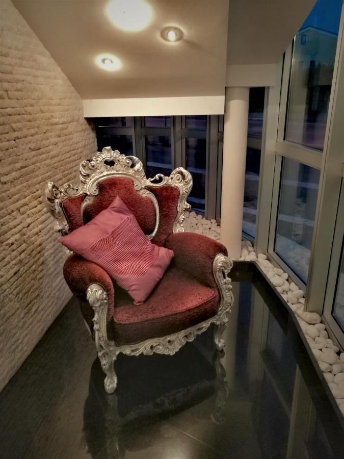 Hotel In - Lounge Room Cazzago  Екстер'єр фото