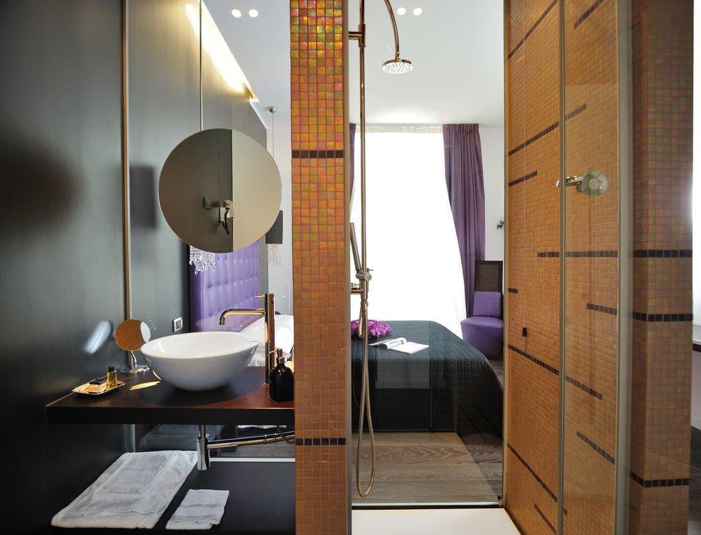 Hotel In - Lounge Room Cazzago  Екстер'єр фото