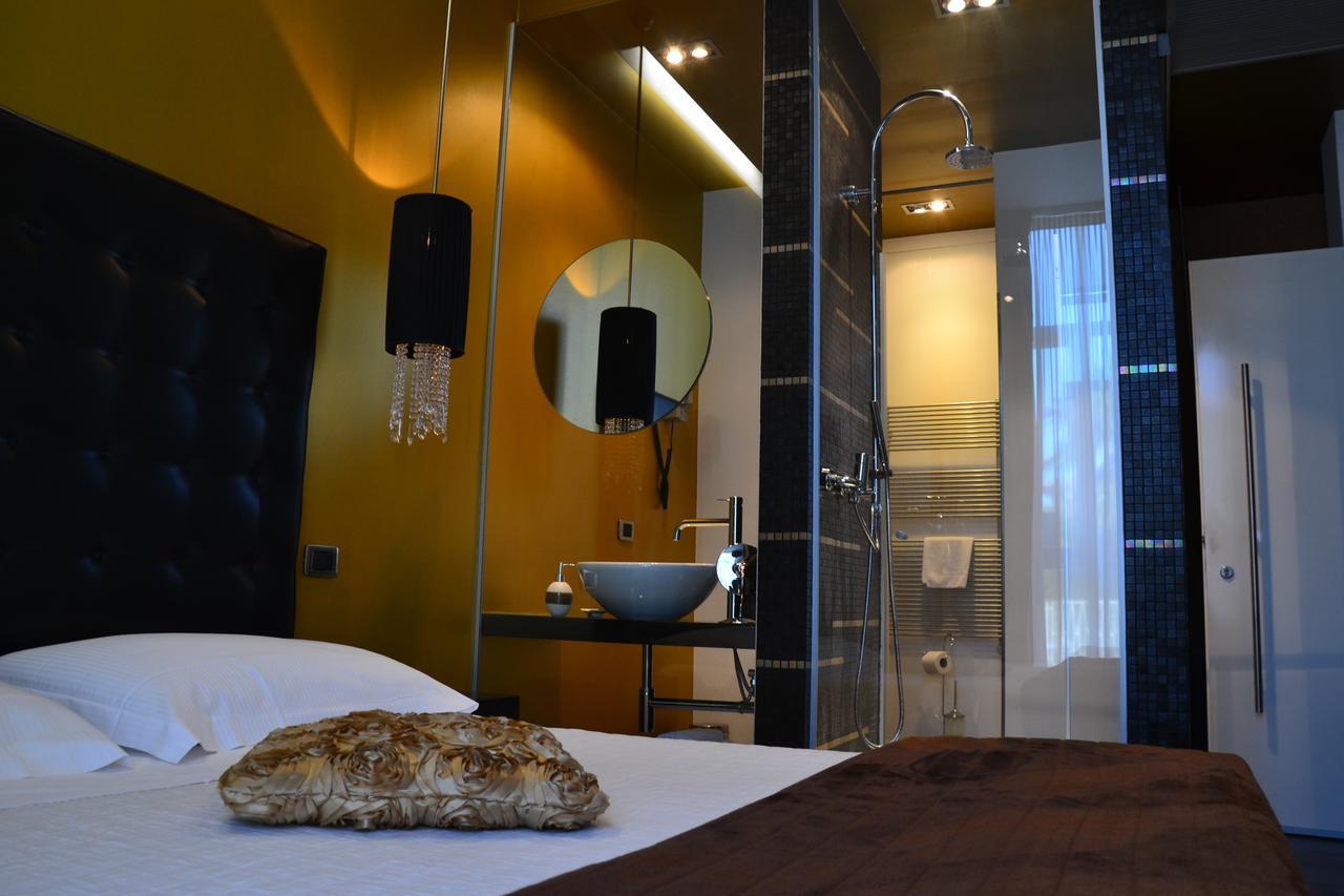 Hotel In - Lounge Room Cazzago  Екстер'єр фото