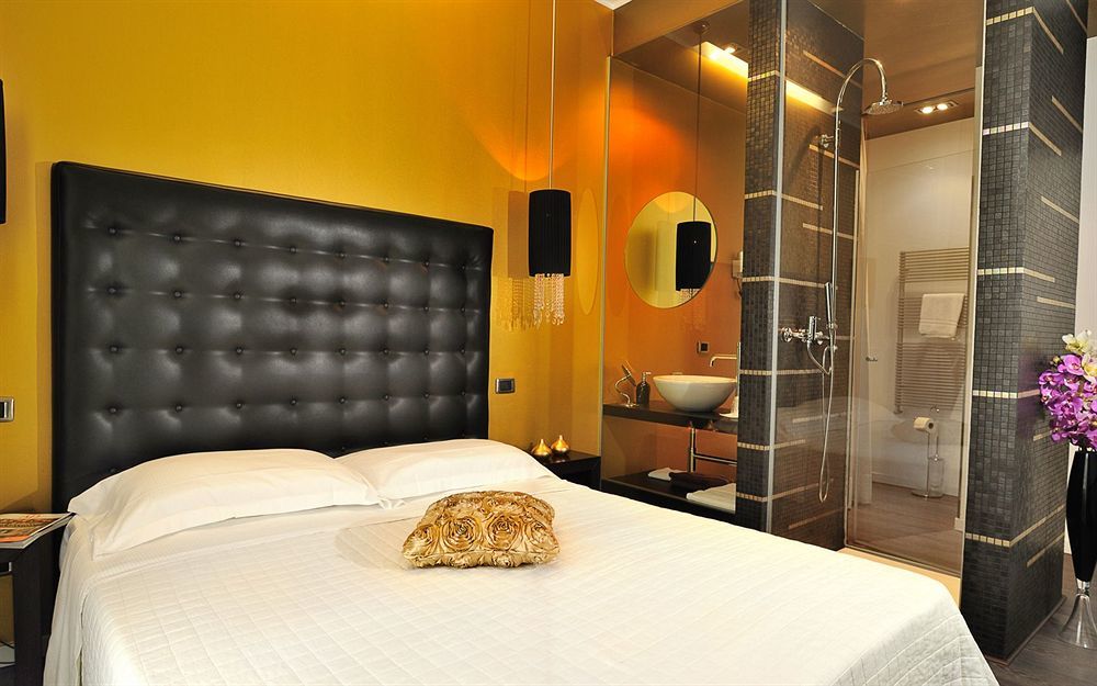 Hotel In - Lounge Room Cazzago  Екстер'єр фото